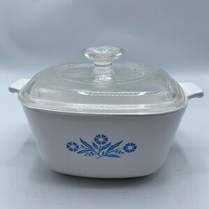 Vintage Corning Ware Blue Cornflower Casserole P-1 3/4-B Dish w/ Lid E-33